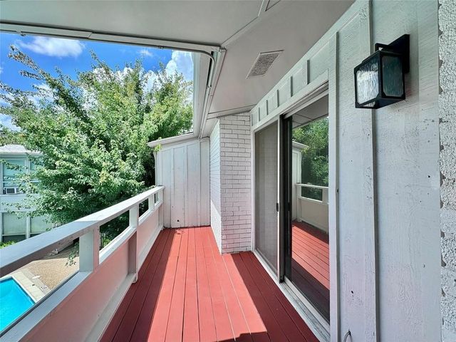 4347 Dickason Avenue 207, Dallas, TX 75219