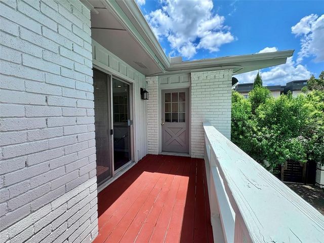 4347 Dickason Avenue 207, Dallas, TX 75219