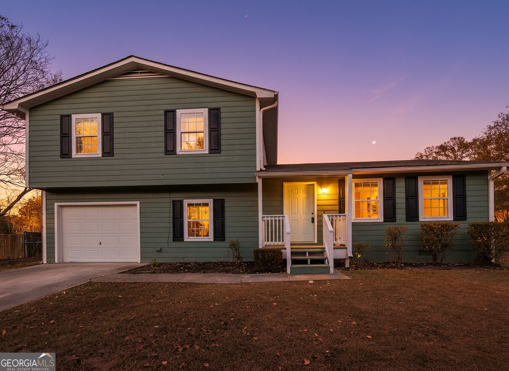 2701 Aruba Drive, Powder Springs, GA 30127