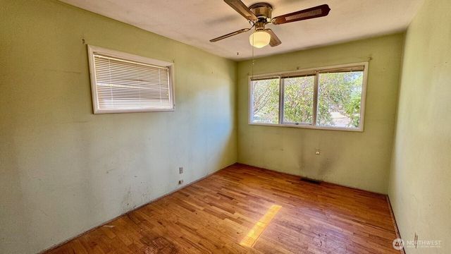 8408 Dalton Drive SW, Lakewood, WA 98498