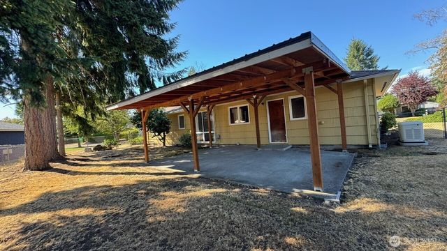 8408 Dalton Drive SW, Lakewood, WA 98498