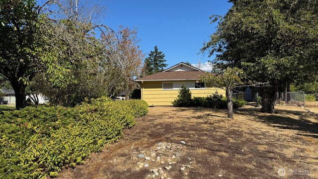 8408 Dalton Drive SW, Lakewood, WA 98498