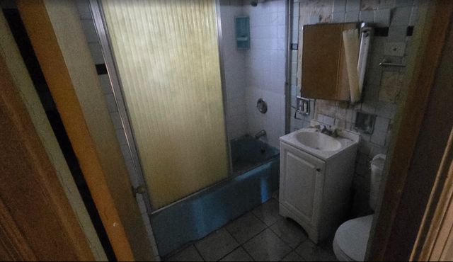 6933 S Honore Street, Chicago, IL 60636