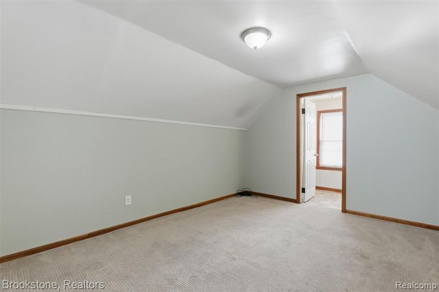 14085 Lincoln Street, Oak Park, MI 48237