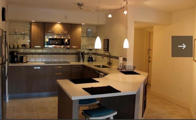 808 Villa Circle, Boynton Beach, FL 33435