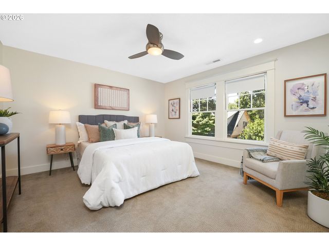 2817 Ne 24TH Ave, Portland, OR 97212