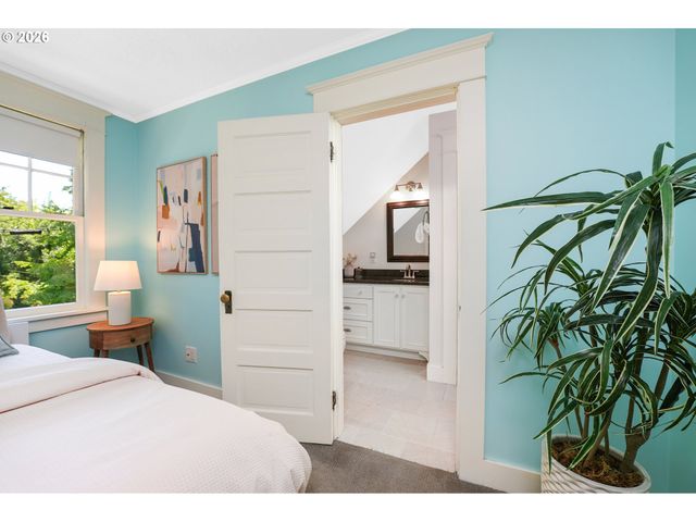 2817 Ne 24TH Ave, Portland, OR 97212