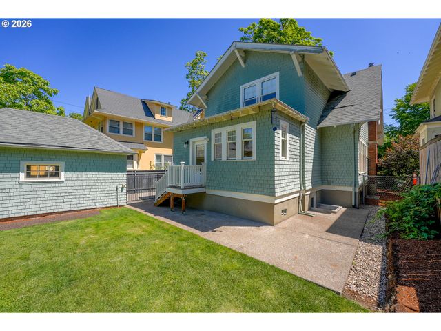 2817 Ne 24TH Ave, Portland, OR 97212