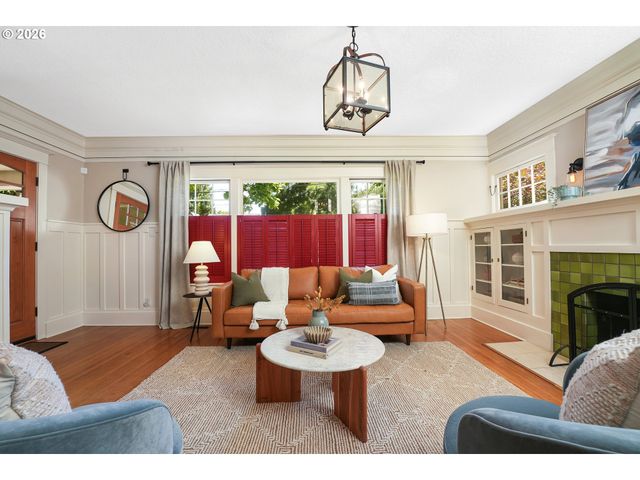 2817 Ne 24TH Ave, Portland, OR 97212