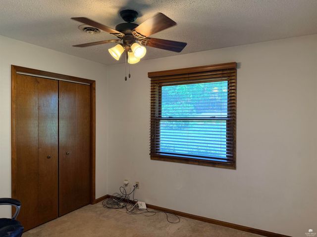 2717 Brookhollow Court, Manhattan, KS 66503