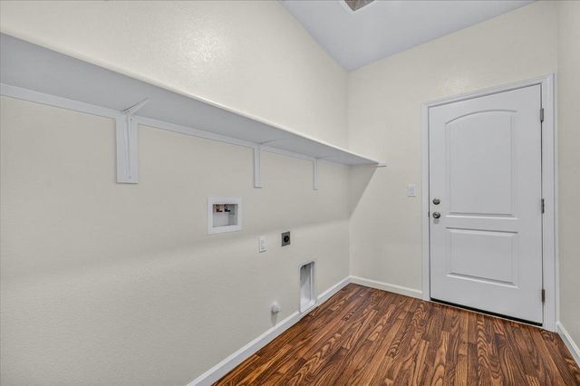 7157 E University Avenue, Fresno, CA 93737