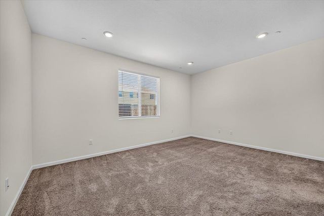 7157 E University Avenue, Fresno, CA 93737