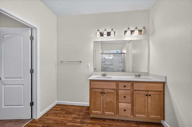 7157 E University Avenue, Fresno, CA 93737