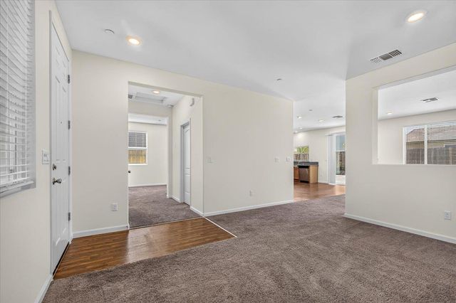 7157 E University Avenue, Fresno, CA 93737