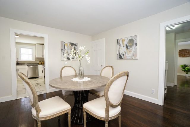 2 Kirk Street, Nashua, NH 03064