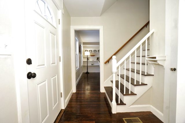 2 Kirk Street, Nashua, NH 03064