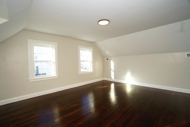 2 Kirk Street, Nashua, NH 03064