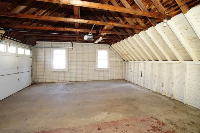 2 Kirk Street, Nashua, NH 03064