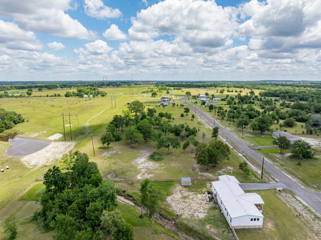 6731 Atakapan Trail, Bedias, TX 77831