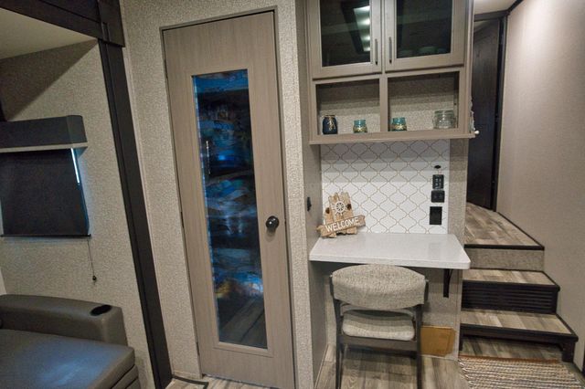 867 County Road 299, Sargent, TX 77414