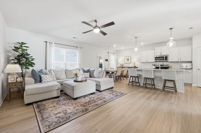 1501 Flemishbond Path, Lexington, KY 40509