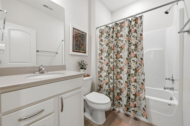 1501 Flemishbond Path, Lexington, KY 40509