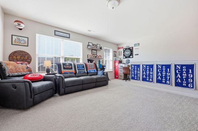 1501 Flemishbond Path, Lexington, KY 40509