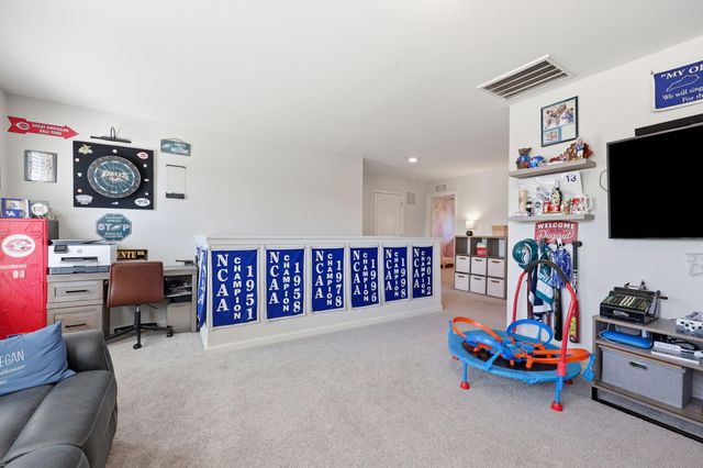 1501 Flemishbond Path, Lexington, KY 40509