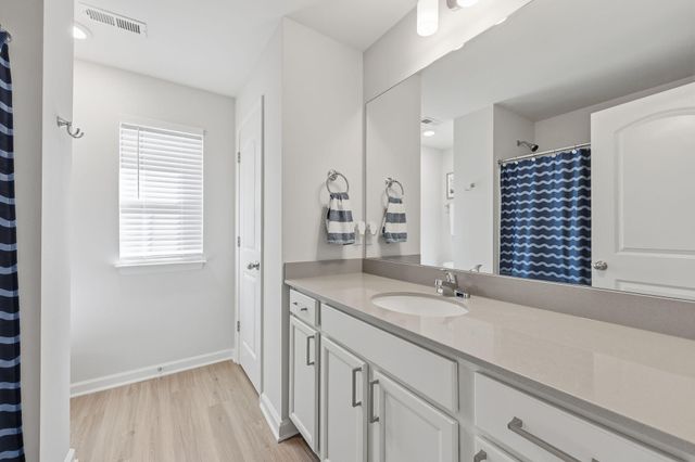 1501 Flemishbond Path, Lexington, KY 40509