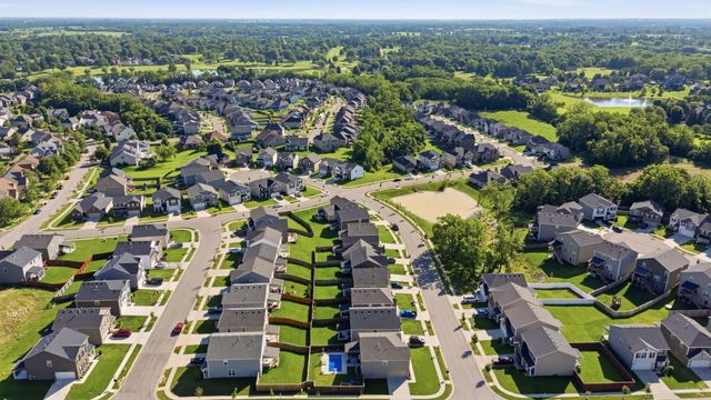 1501 Flemishbond Path, Lexington, KY 40509
