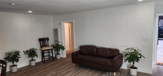 1221 N Ross, Santa Ana, CA 92701