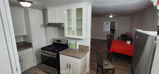 1221 N Ross, Santa Ana, CA 92701