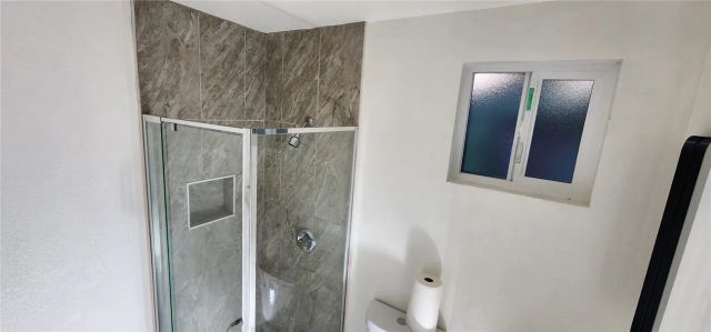 1221 N Ross, Santa Ana, CA 92701