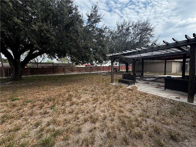 911 Miguel Hidalgo Street, San Juan, TX 78589