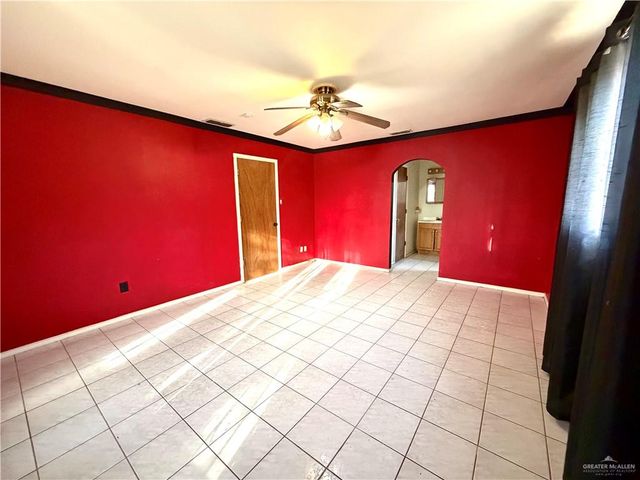 911 Miguel Hidalgo Street, San Juan, TX 78589