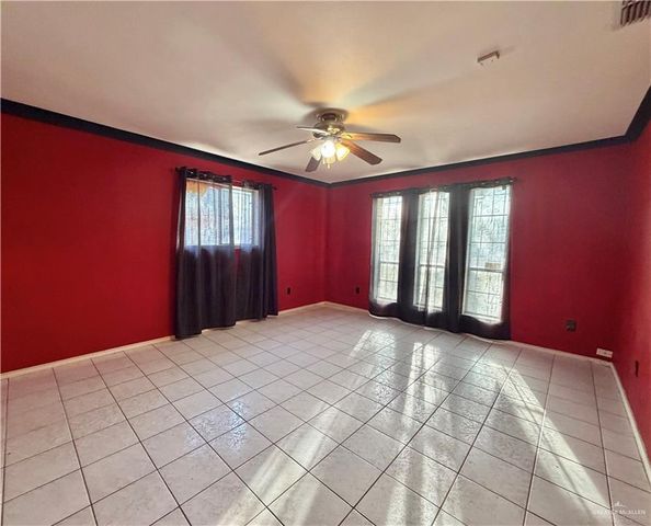 911 Miguel Hidalgo Street, San Juan, TX 78589