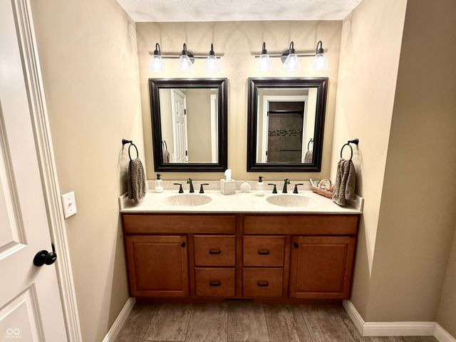 2201 Game Bird Drive, Franklin, IN 46131