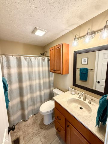 2201 Game Bird Drive, Franklin, IN 46131