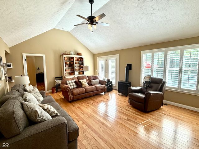 2201 Game Bird Drive, Franklin, IN 46131