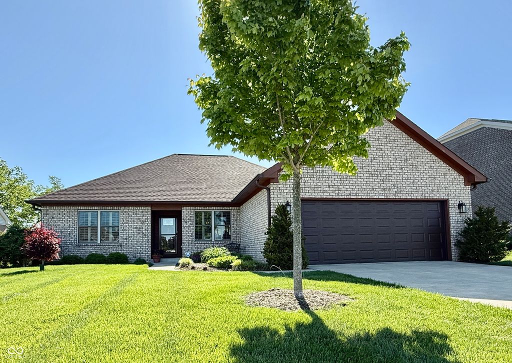 2201 Game Bird Drive, Franklin, IN 46131