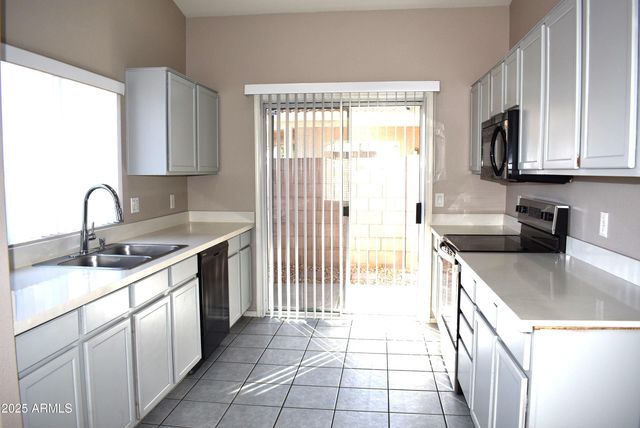 18259 N 11TH Drive, Phoenix, AZ 85023