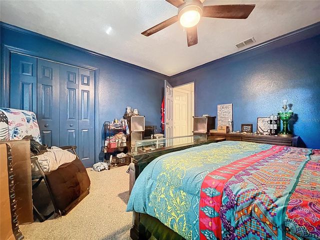 8402 SOUTHWOOD PINES STREET, Lithia, FL 33547