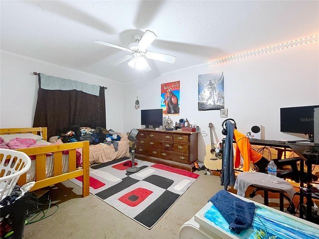 8402 SOUTHWOOD PINES STREET, Lithia, FL 33547