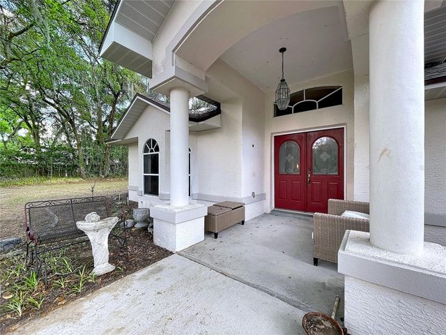 8402 SOUTHWOOD PINES STREET, Lithia, FL 33547