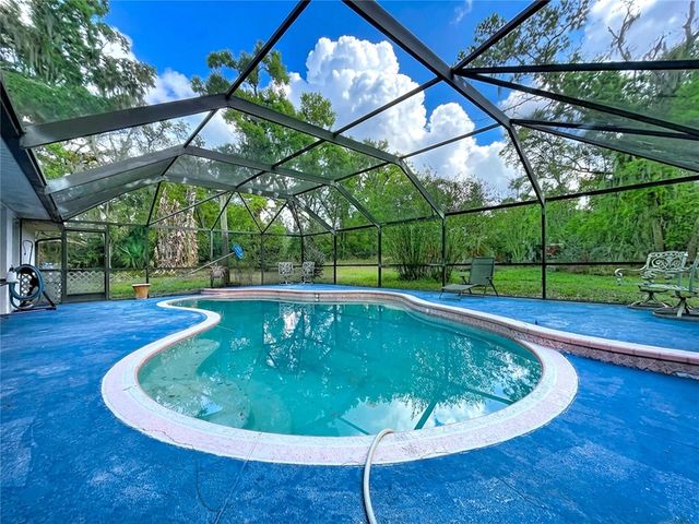 8402 SOUTHWOOD PINES STREET, Lithia, FL 33547