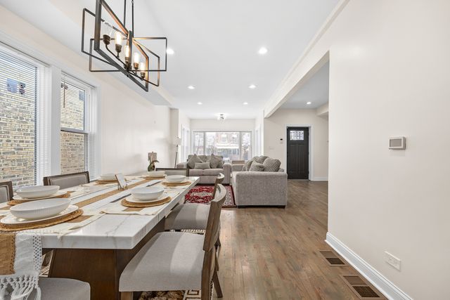 7413 S King Drive, Chicago, IL 60619