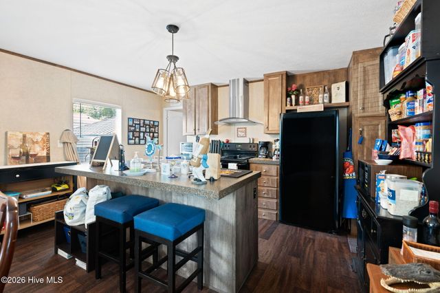 211 NE 76th Street, Oak Island, NC 28465