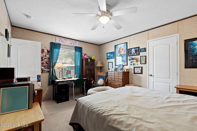 211 NE 76th Street, Oak Island, NC 28465