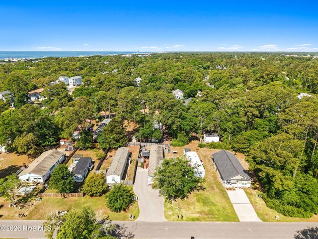 211 NE 76th Street, Oak Island, NC 28465