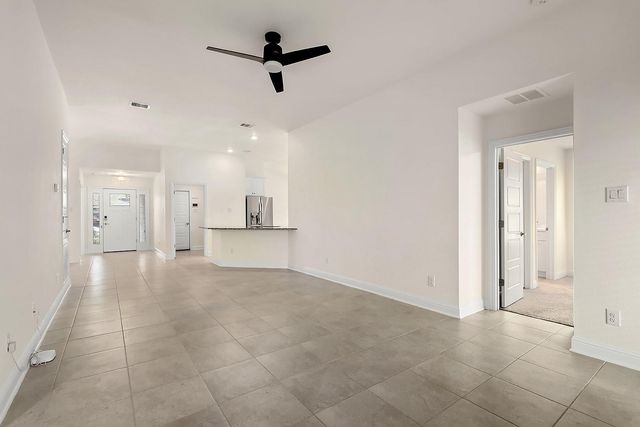 13221 Lago Acero Lane, Texas City, TX 77568